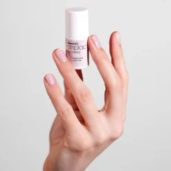 Alessandro Striplac UV Colour 104 Baby Pink Nagellak