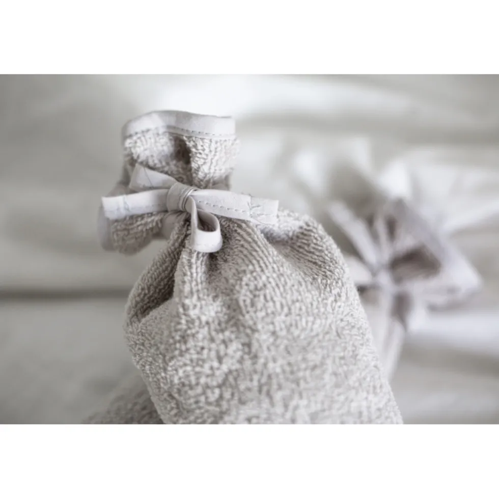 Blush & Blossom Lichtgrijs Kruikenzak