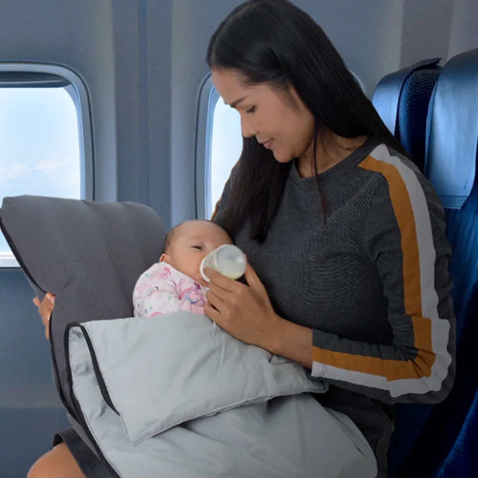 Deryan AirTraveller Vliegtuigbedje Reiskussen met matras