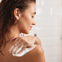 Kneipp Silky Secret Doucheschuim