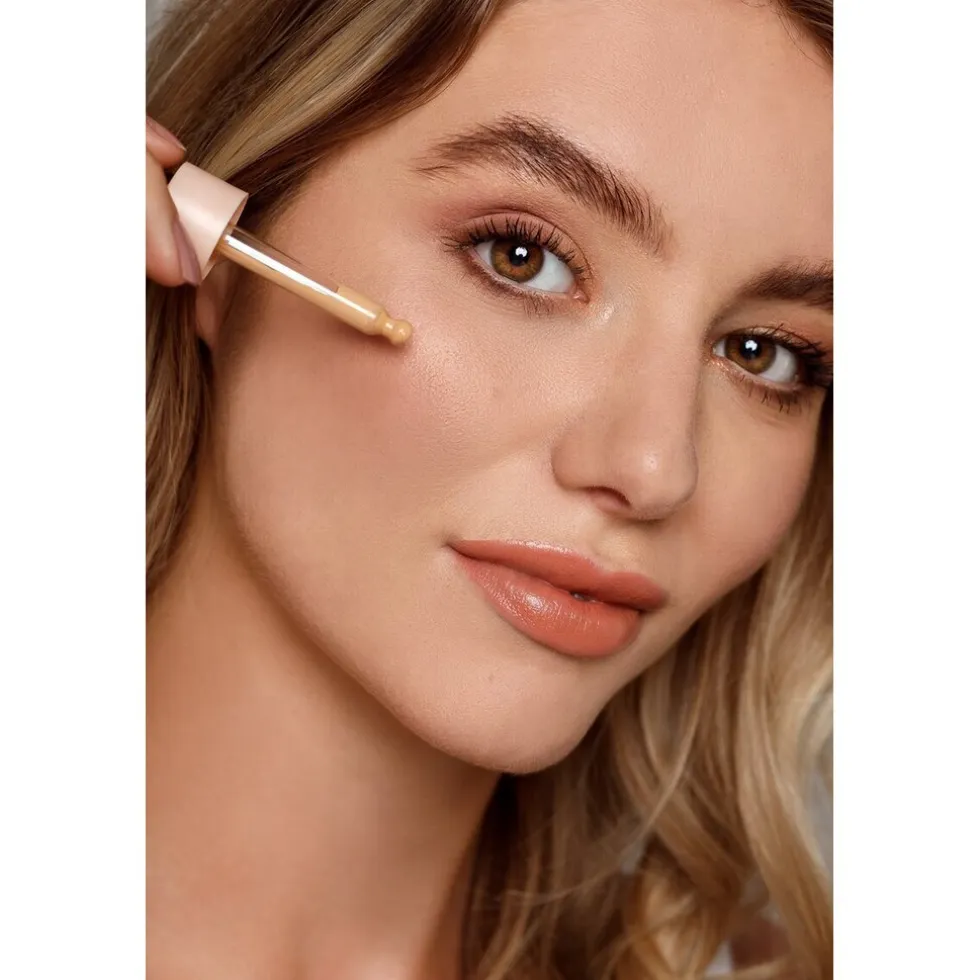 Kruidvat Stay With Me 012 C Fair Blush Radiant Matte Serum Foundation