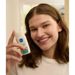 Nivea Derma Skin Clear Dagelijkse Anti-Uv Fluïde