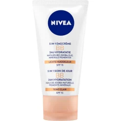 NIVEA 5-In-1 SPF15 Lichte Huidskleur BB Cream