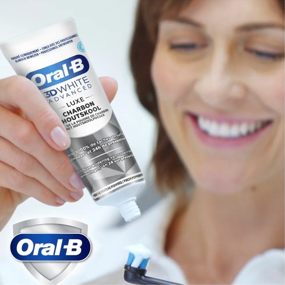 Oral-B 3D White Whitening Therapy Intense Reiniging Tandpasta