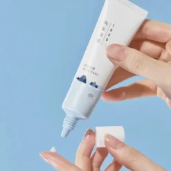 Round Lab 1025 DOKDO EYE CREAM