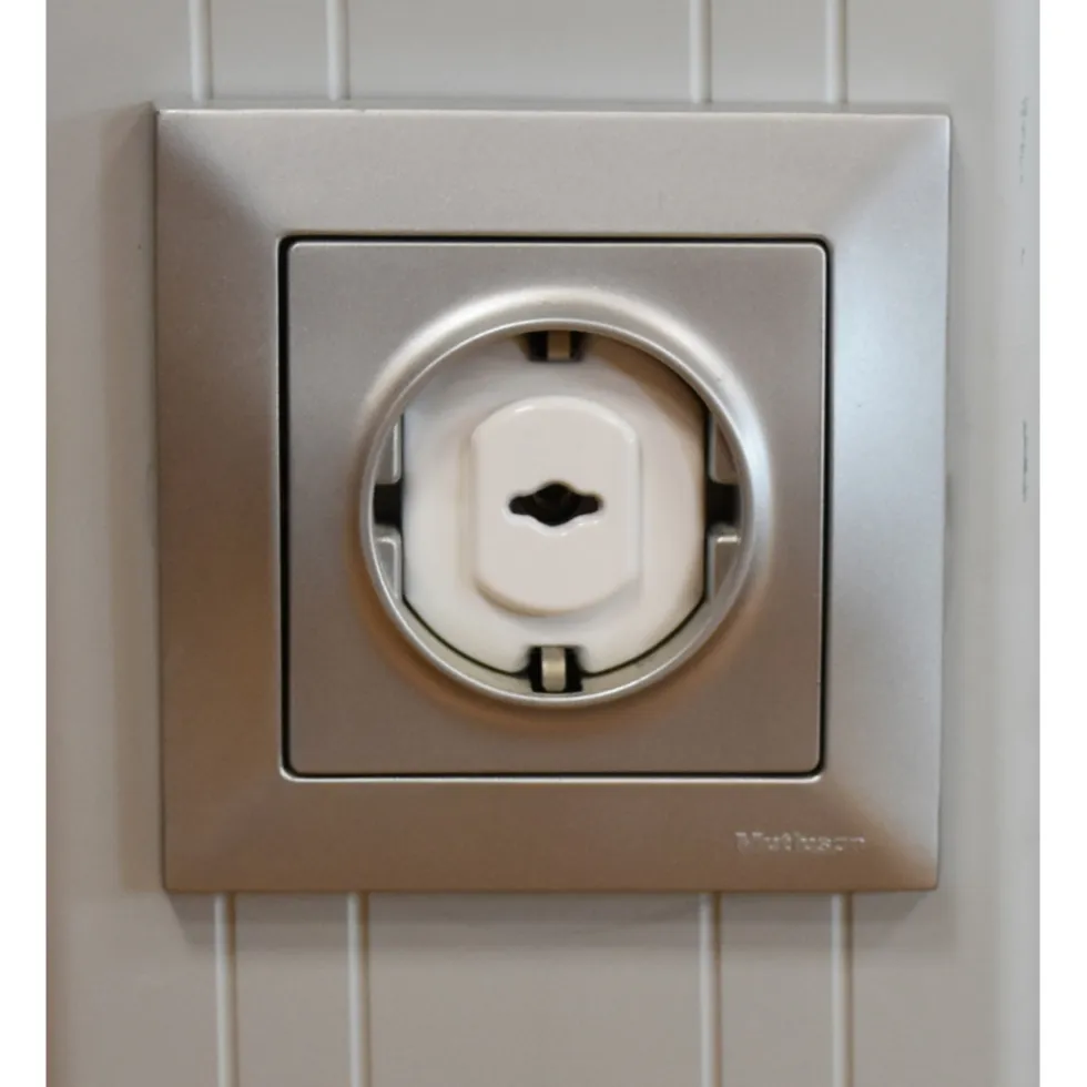 Sevibaby 8 Stuks Stopcontactbeschermers met Sleutel