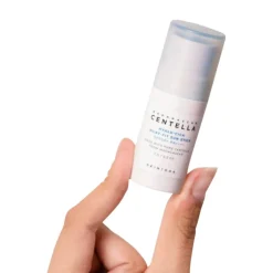 SKIN1004 Madagascar Centella Hyalu-Cica Sun Stick