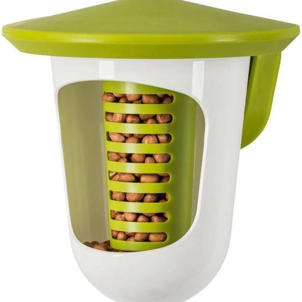 Vogelhuisje en Famiflora pinda's